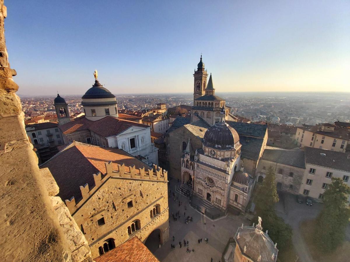 Bergamo Allegra Bagian luar foto